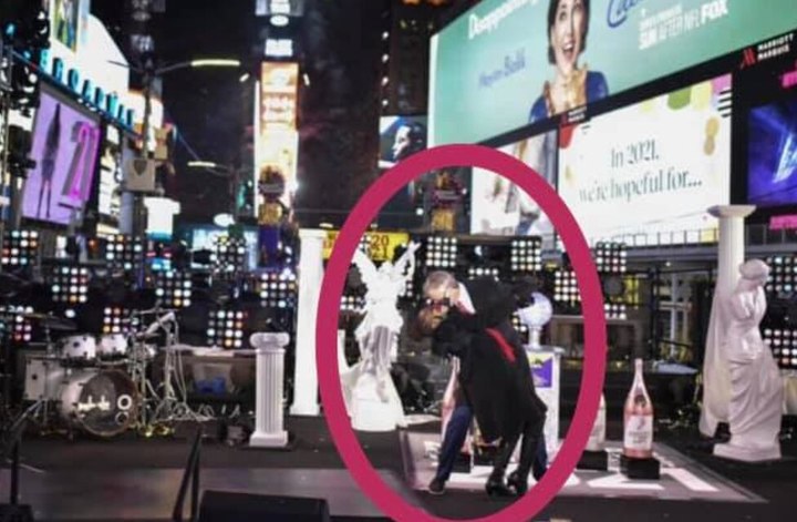 De Blasio Dances in Times Square While Banning New Yorkers From 