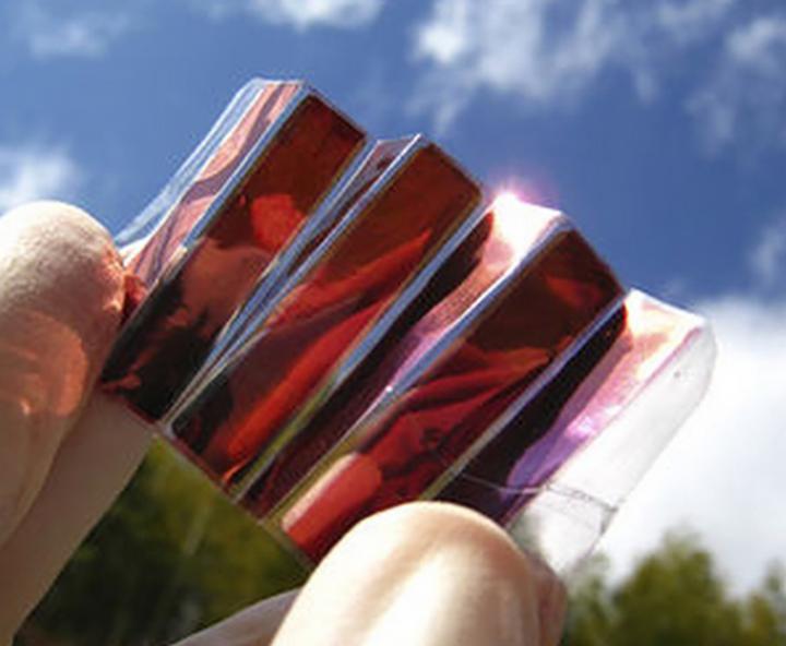 Research Team Makes Organic Solar Cells That Promise Bendable, E
